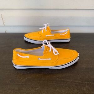 Citi Steps Women’s Mustard Canvas Lace Up Casual Skate Shoes Sz 10